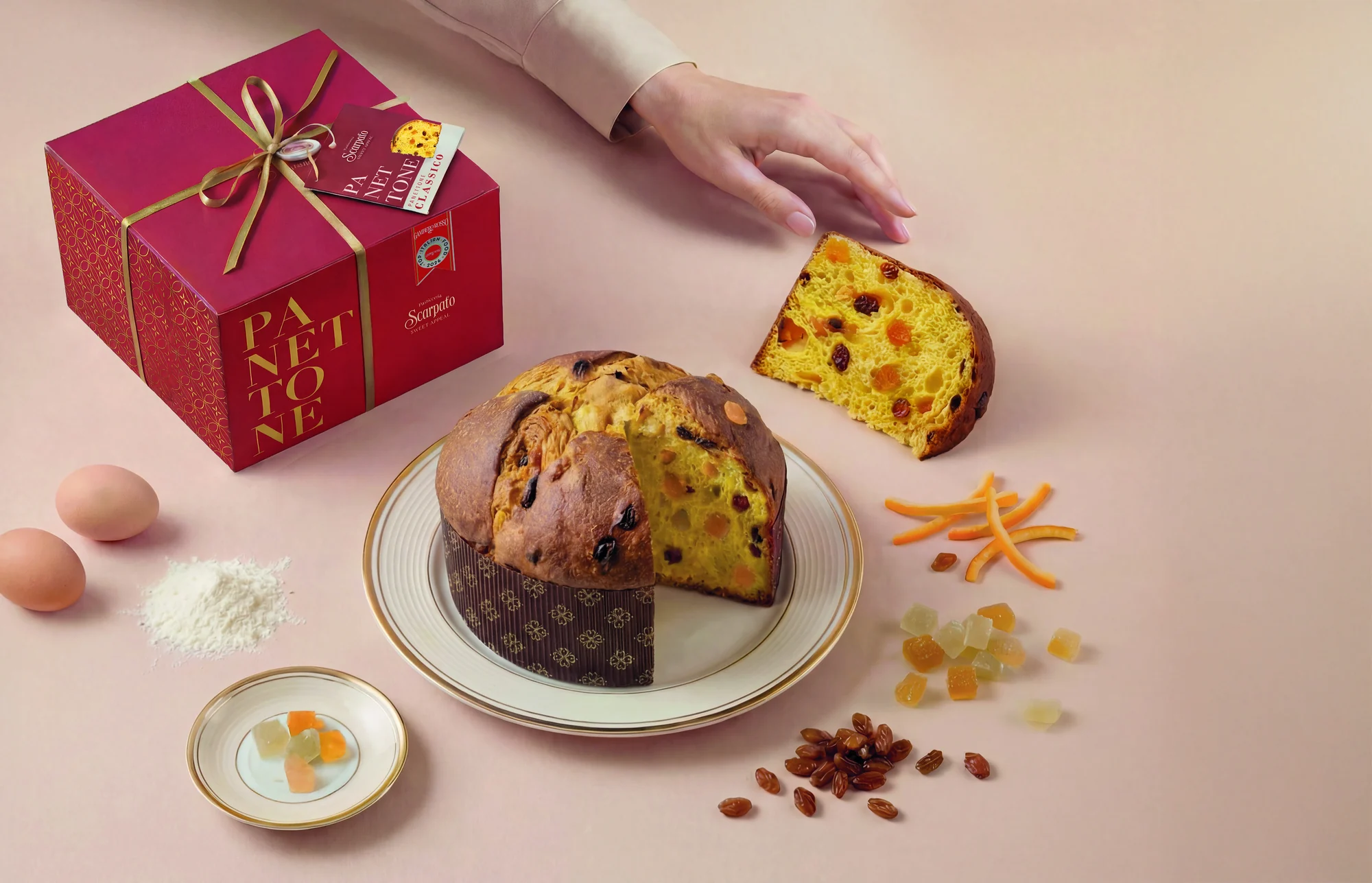 Panettone Classico Scarpato con confezione e bollino Gambero Rosso